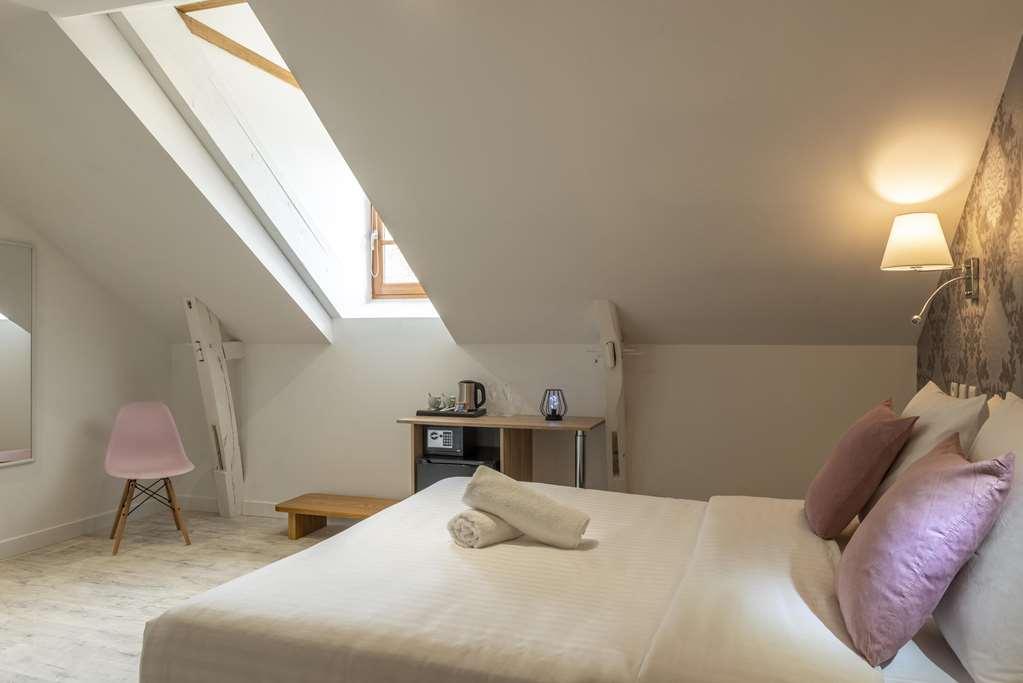 Hotel The Originals Le Manoir De Pierre Levée Tournon-Saint-Martin